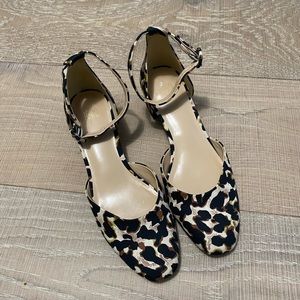 Cabi Kiki leopard print closed toe block heel shoes size 9